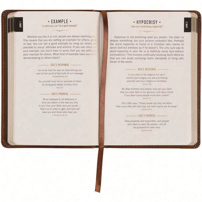 One Minute With God: 365-Day Daily Prayer Book for Men